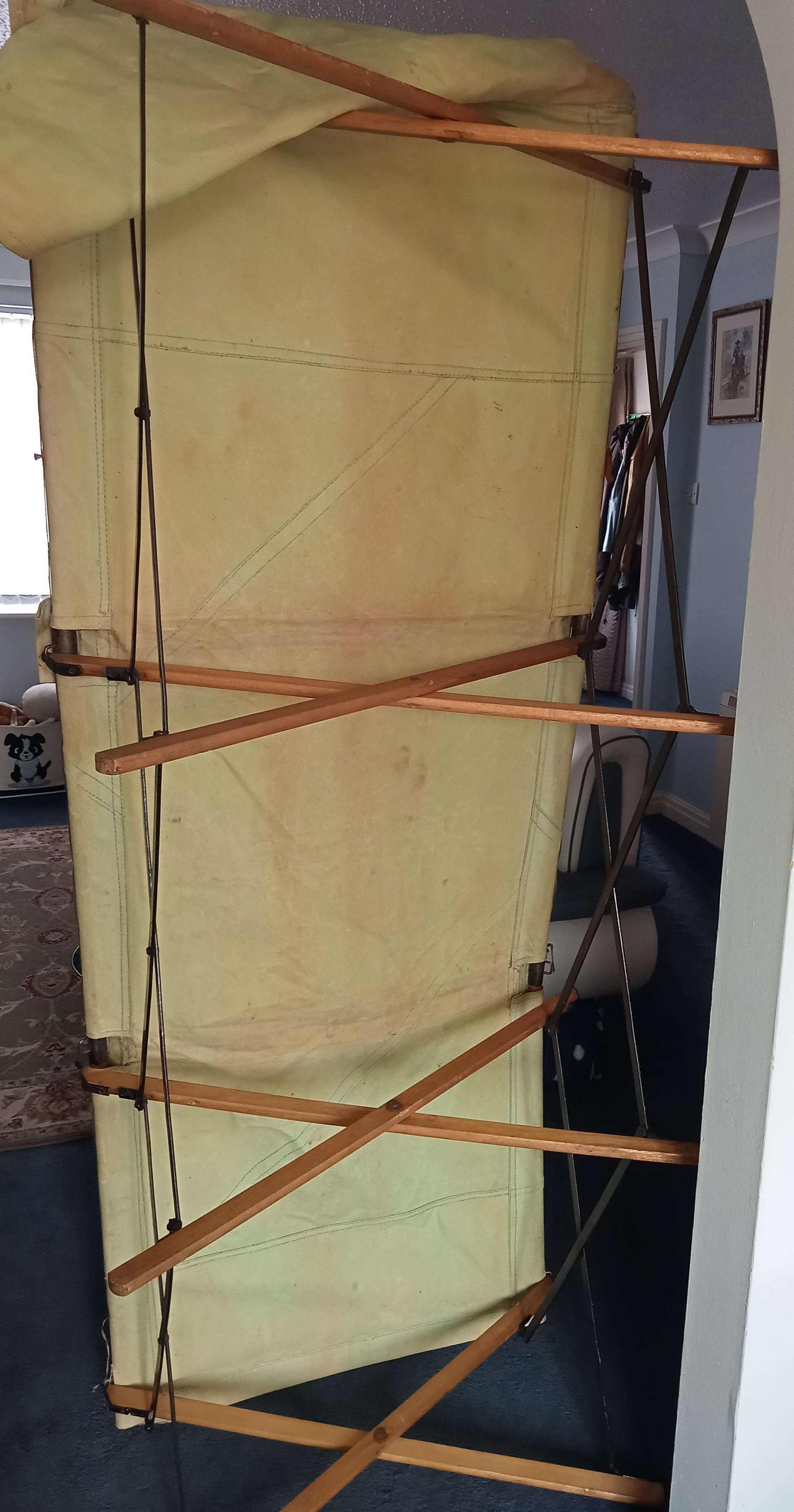 MILITARY WW11 MOBILE STRETCHER/BED Collector's item